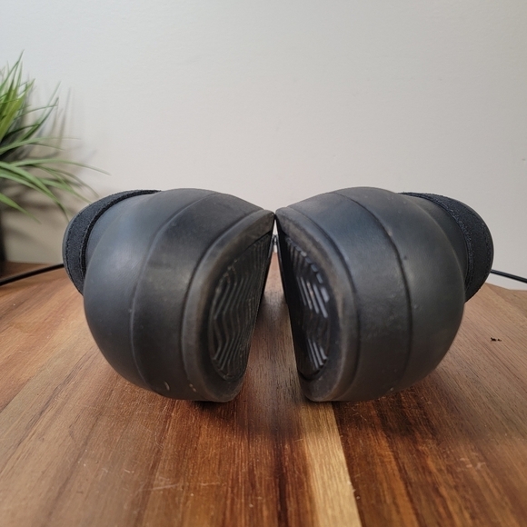 CROCS Sarah Clogs Heels Strap and Buckle Size 9 - Picture 9 of 17